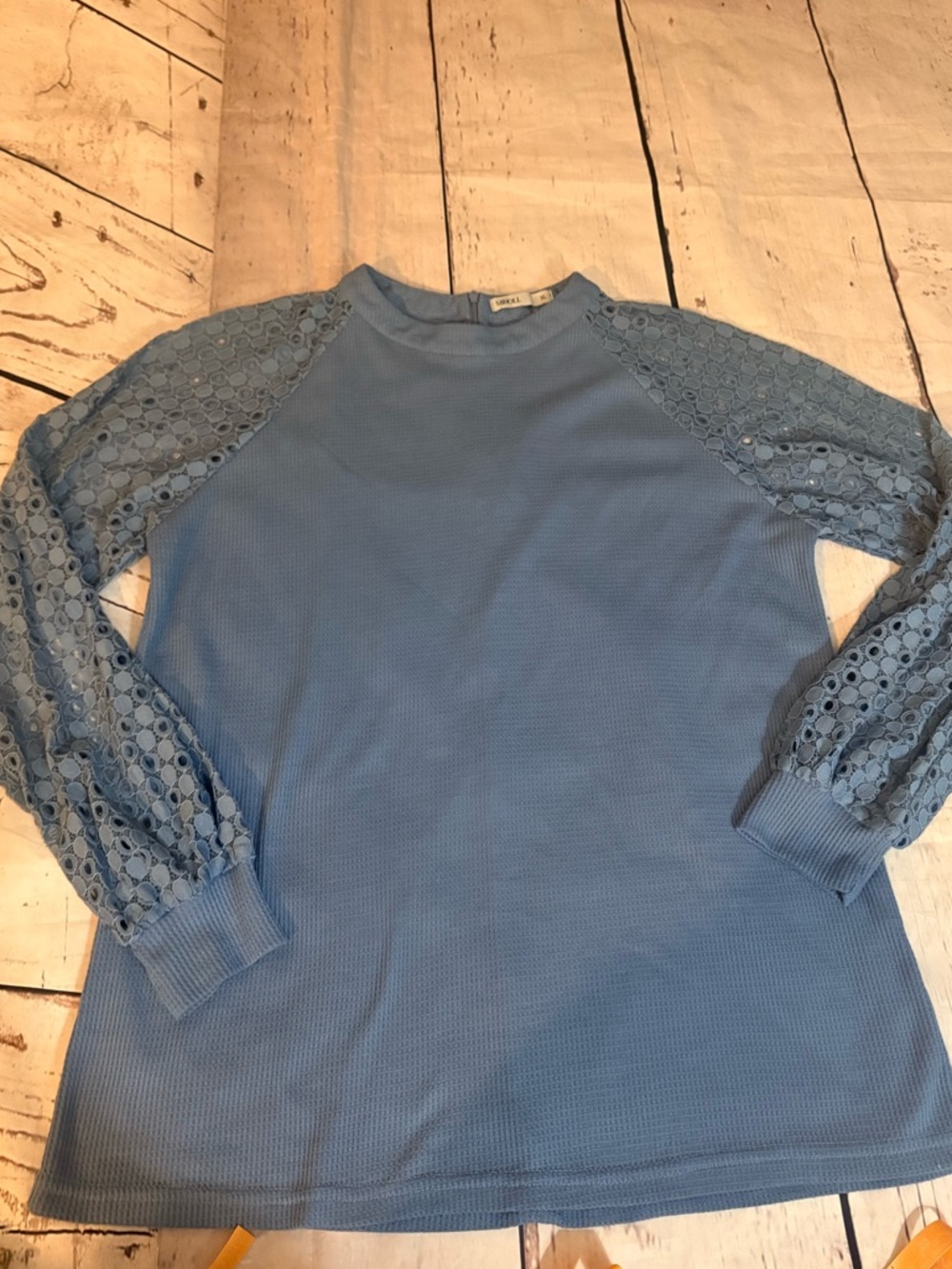Light Blue Lace Sleeve waffle Knit Top XL MIHOLL